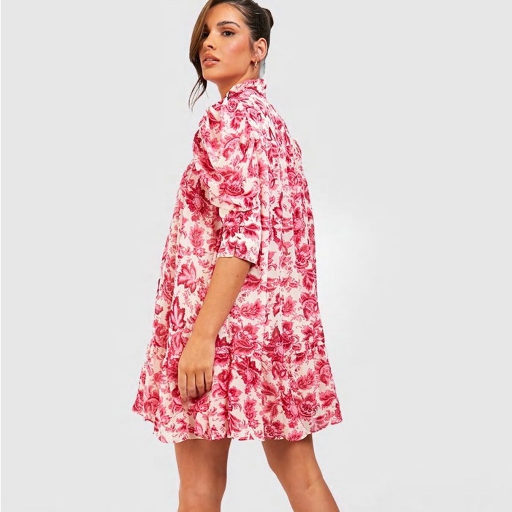Boohoo Printed Puff Sleeve Ruffle Neck Smock Dress